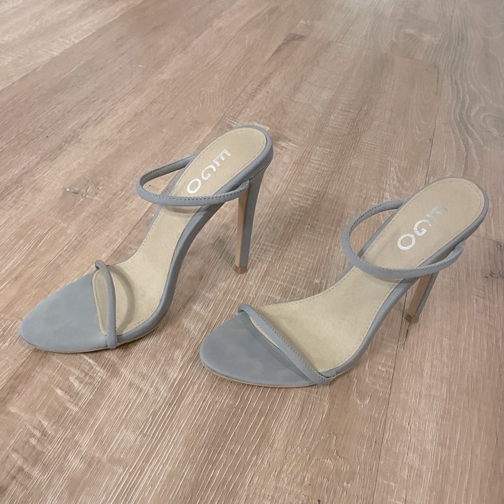 Gray heels